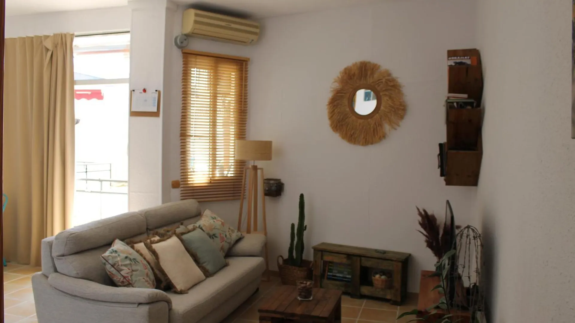 Habitacion En Piso Compartido Room In Shared Flat Torremolinos