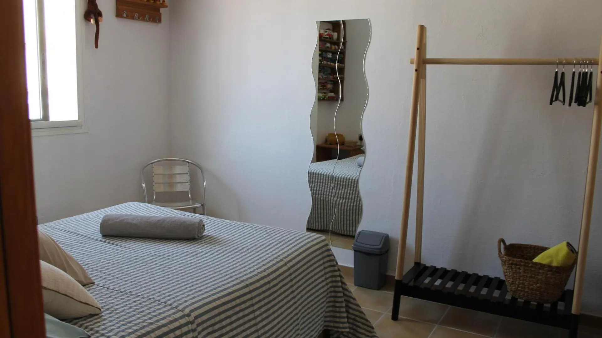 Habitacion En Piso Compartido Room In Shared Flat Torremolinos